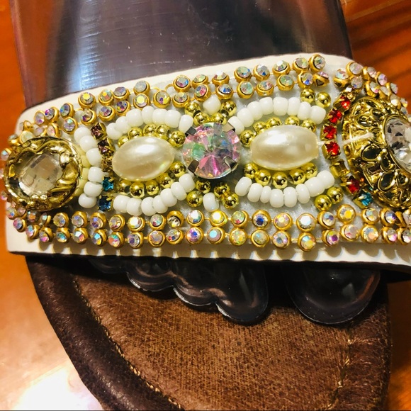 🌺Natures Breeze White Platform Decorative Heels! - Picture 6 of 16